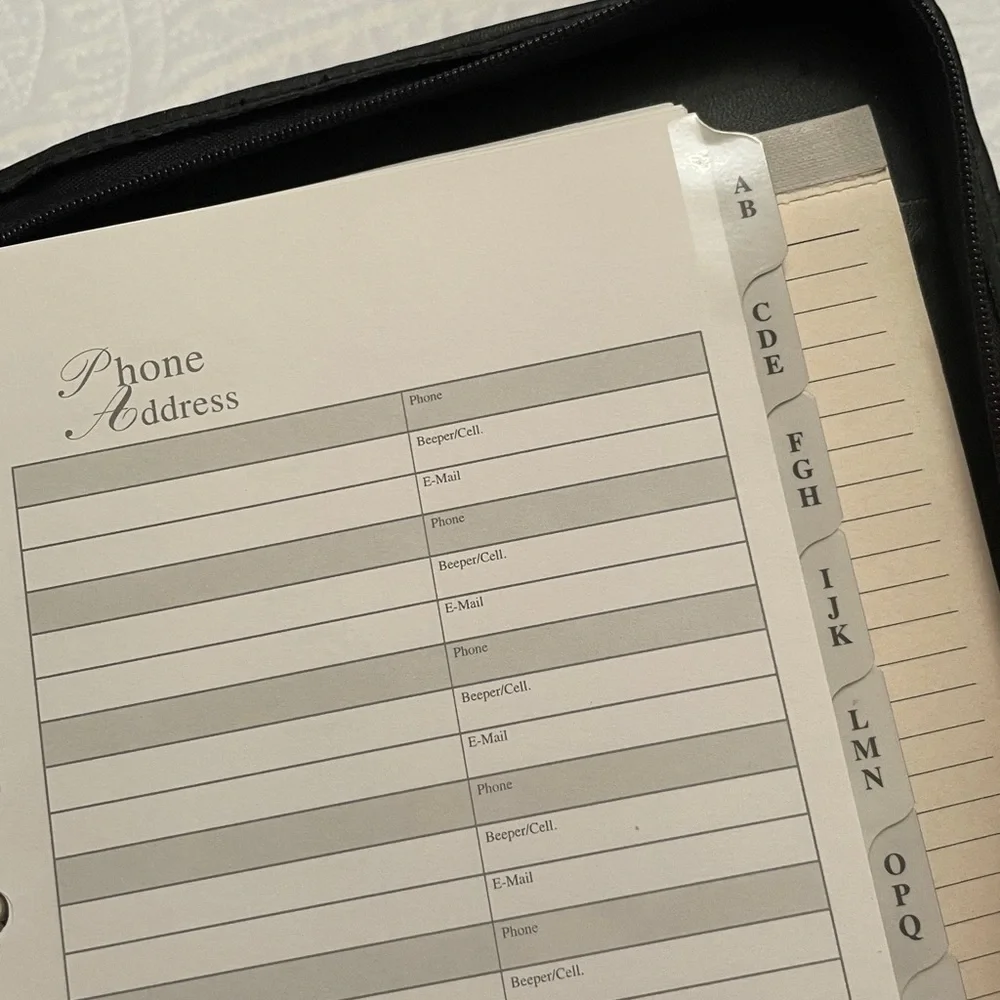 MUNDI Black Zip Planner Business Organizer Agenda Tracker Ring Binder Zip Book